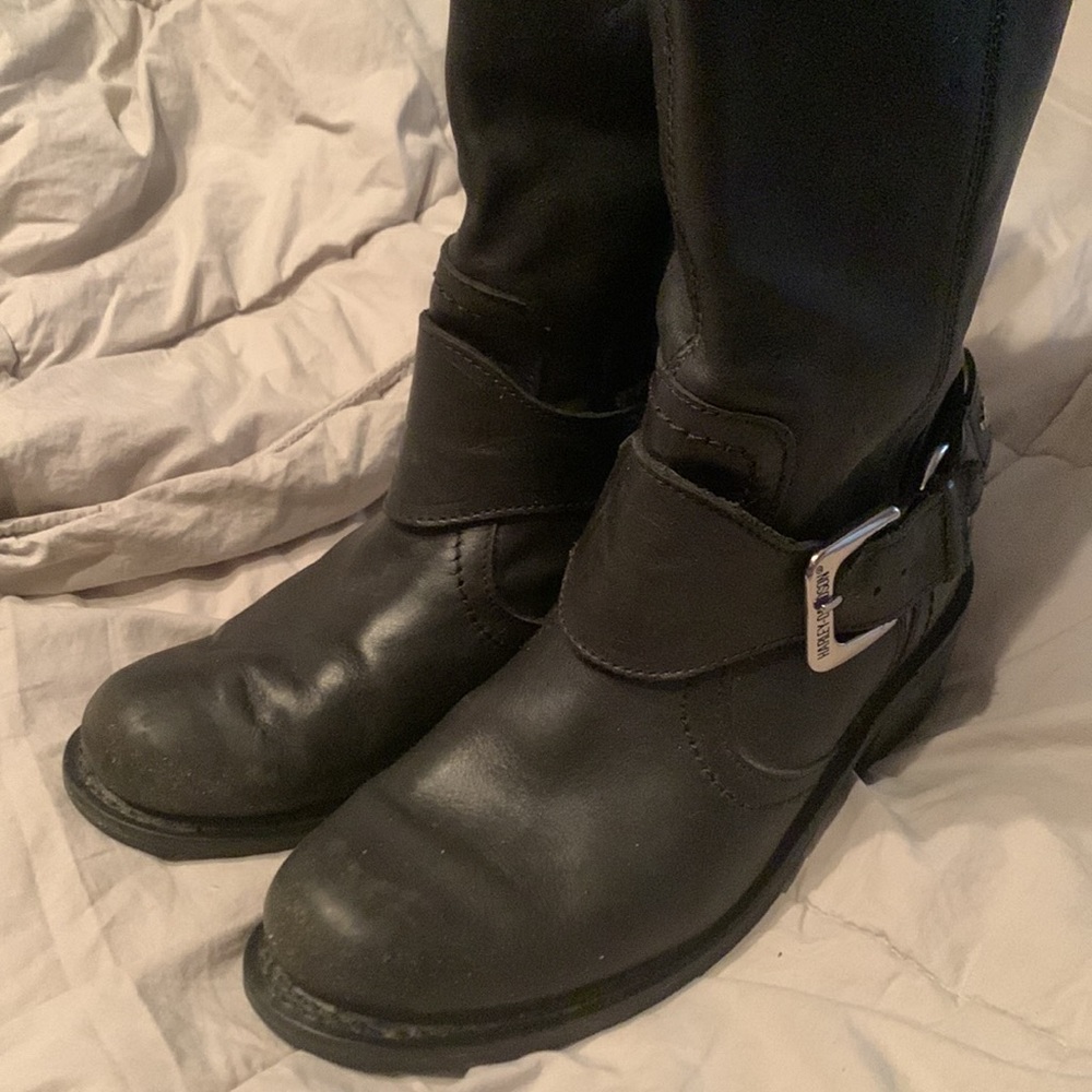 Harley Davidson riding boot size 8’5.
